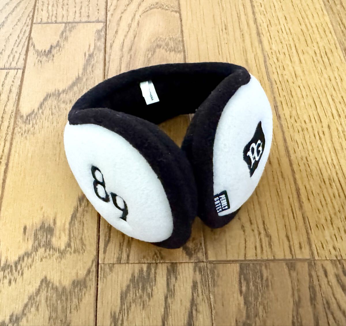 PEARLY GATES イヤーマフ 白 黒 耳当て パーリーゲイツ 89 ゴルフ_画像1