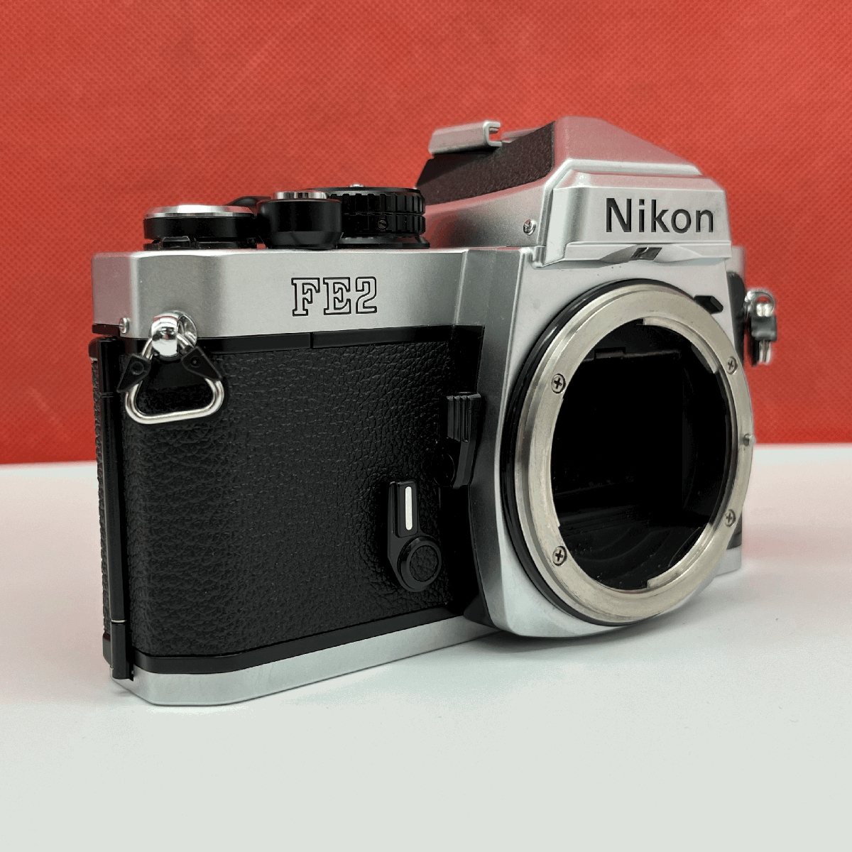 ☆14 Nikon FE2 フィルム一眼レフカメラ ボディ 動作品 1円スタート ニコンの画像2