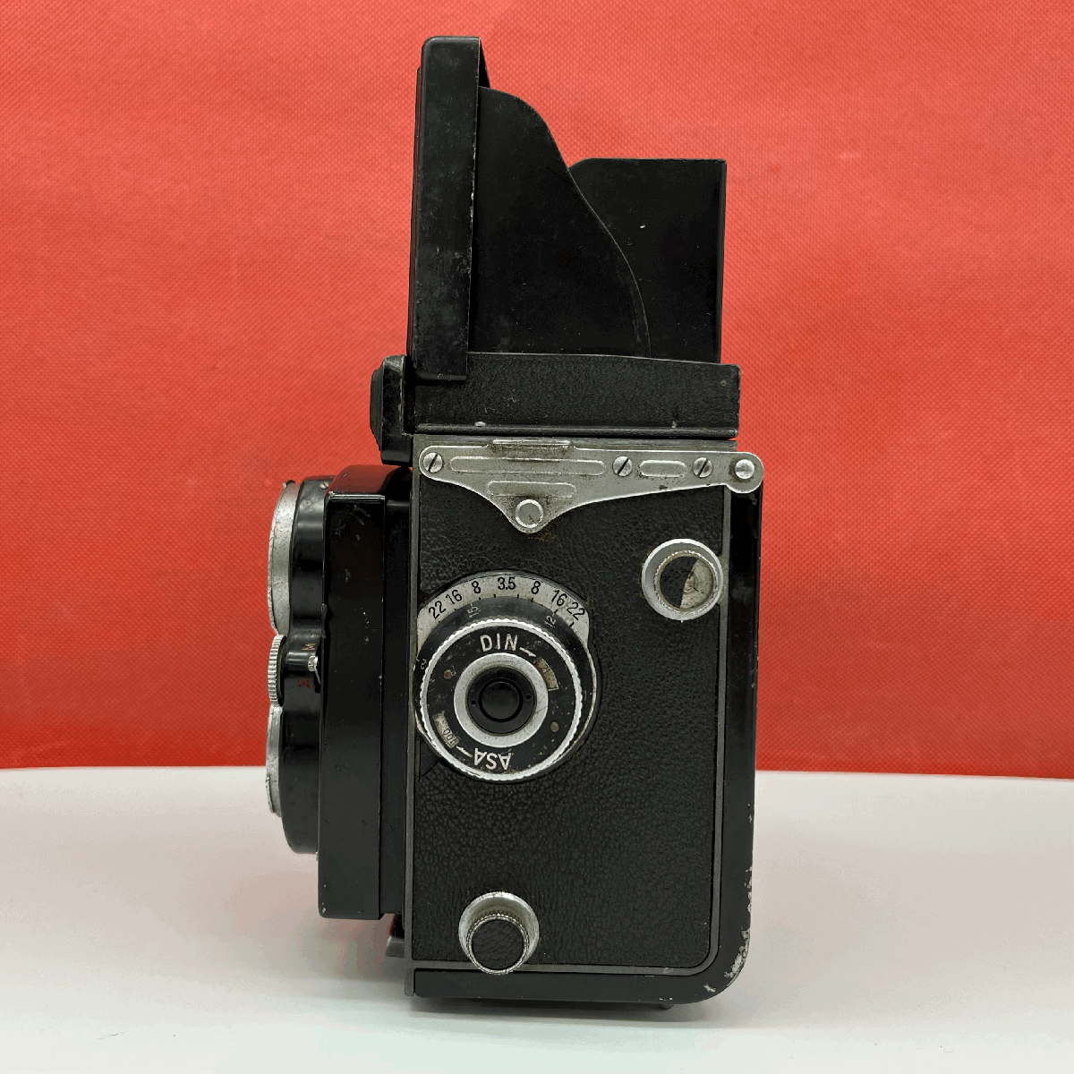 ☆55 Yashica Yashica-Mat F3.2 80mm / F3.5 80mm フィルム二眼レフカメラ 現状品 1円スタート ヤシカ_画像4