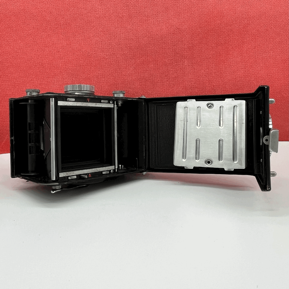 ☆55 Yashica Yashica-Mat F3.2 80mm / F3.5 80mm フィルム二眼レフカメラ 現状品 1円スタート ヤシカ_画像9