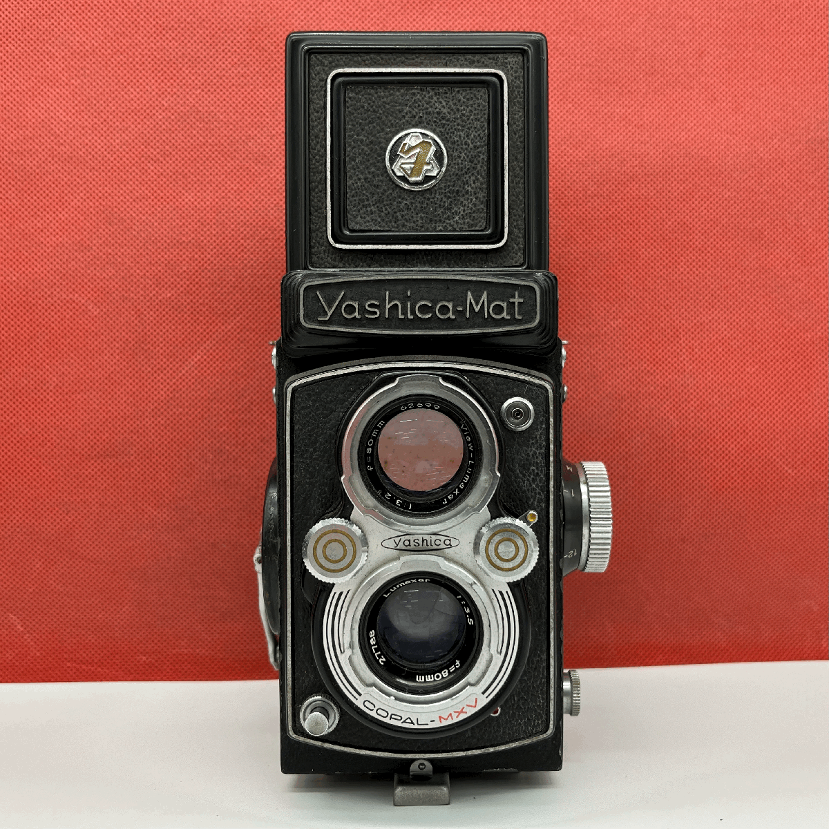 ☆57 Yashica Yashica-Mat F3.2 80mm / F3.5 80mm フィルム二眼レフカメラ 現状品 1円スタート ヤシカ_画像3