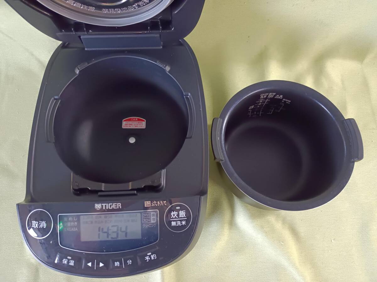 VDAJB★都　TIGER　タイガー　圧力IHジャー　炊飯器　JPV-T100　2024年製_画像9