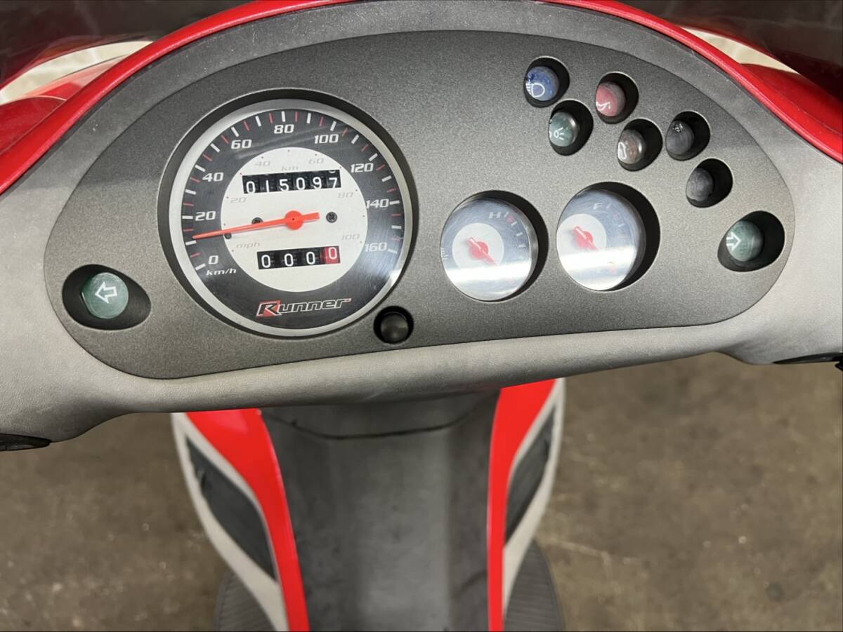 GILERA　ジレラ　RUNNER　ランナー　ZAPM240000　書類無し　場(chǎng)內(nèi)走行確認(rèn)済み　始動(dòng)動(dòng)畫有り　売り切り　未整備　現(xiàn)狀車　バンガレ