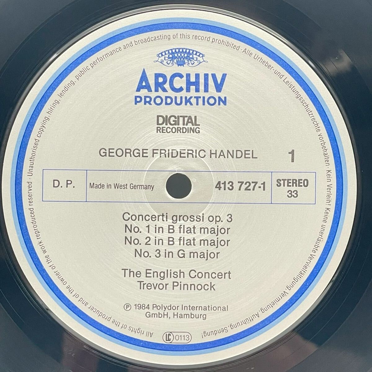 独盤ARCHIV：413727-1/ピノック＆ザ・イングリッシュコンソートのヘンデル：6つの合奏協奏曲/見開きジャケ/i175_画像5