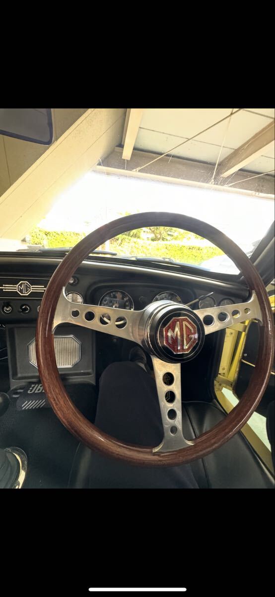  отсутствует re камень руль MGB подлинная вещь распродажа 