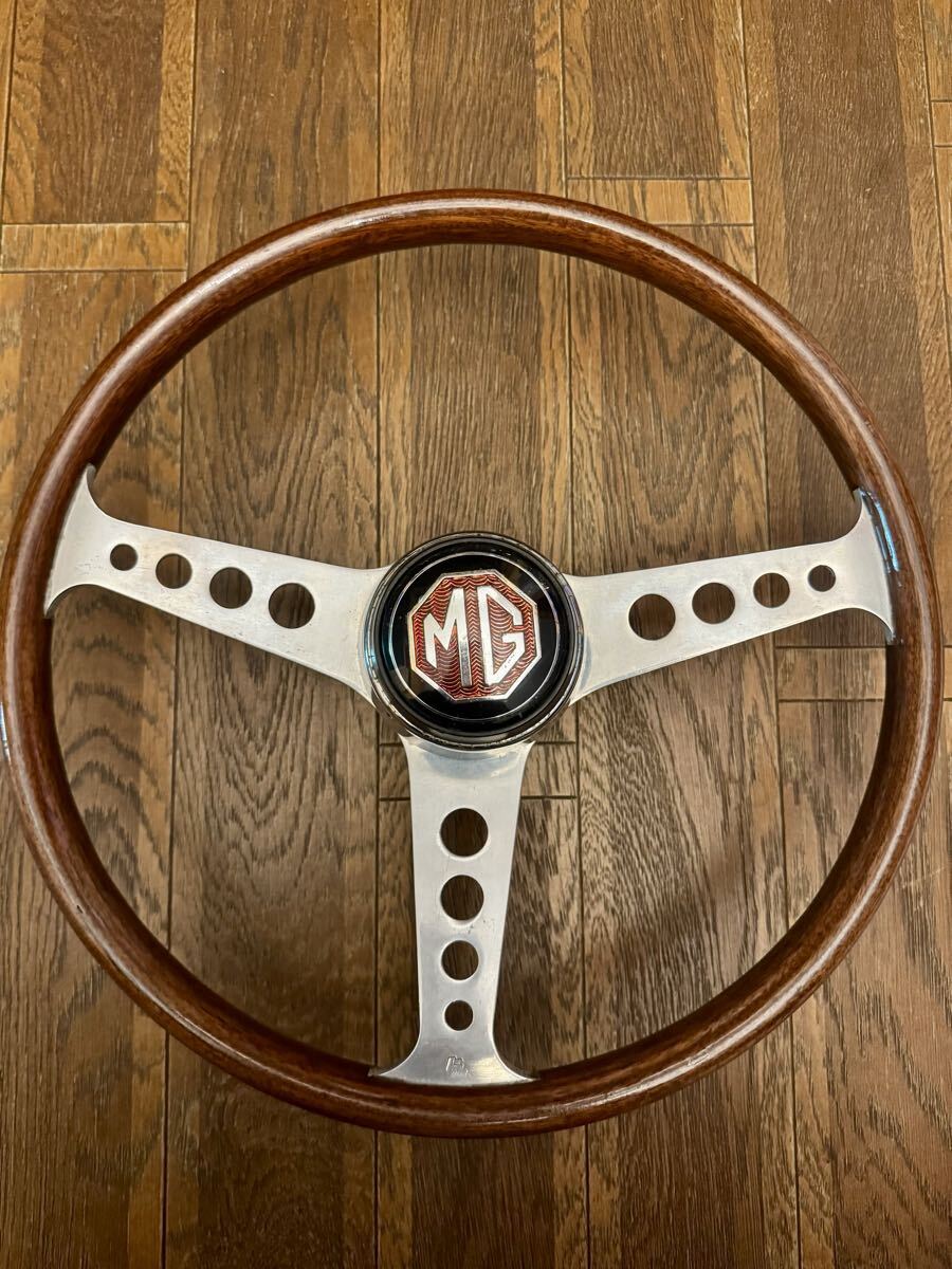  отсутствует re камень руль MGB подлинная вещь распродажа 