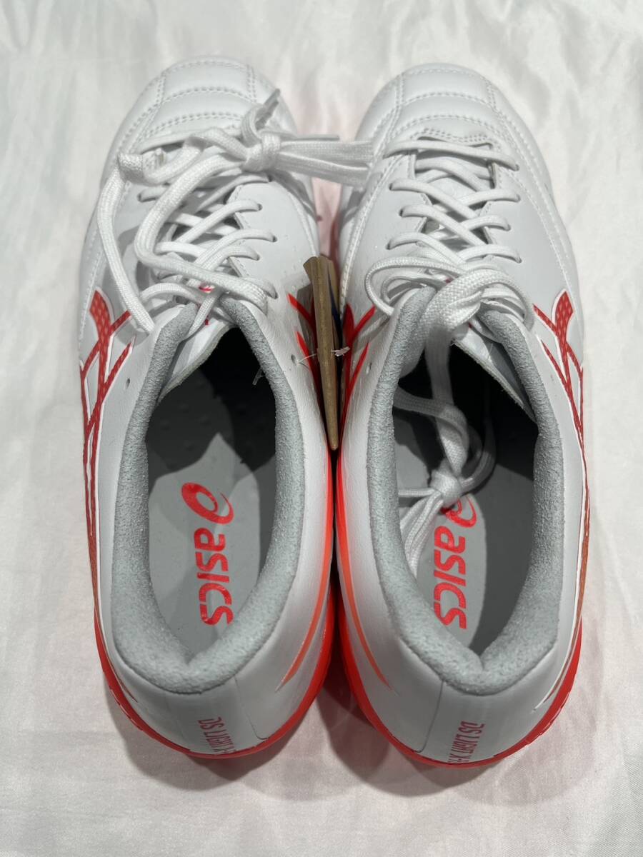 SP198【新品未使用◎】asics DS LIGHT X-FLY 6 サッカー スパイク アシックス 1101A076 白 赤 スポーツ シューズ 靴 定番 美品 26.0cm_画像4
