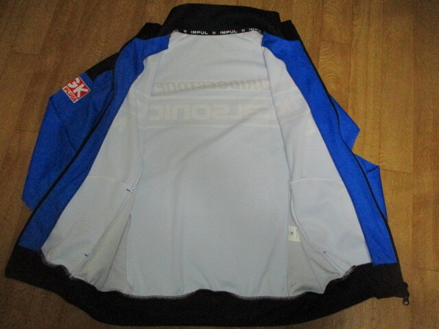 カルソニックレーシング・チームインパル・スーパーGT　チームトラック・ジャージ・ジャケット　サイズM　未使用_画像8