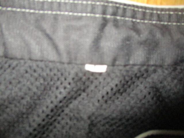 メルセデスベンツ　サイズL　全刺繍ロゴ　薄手メンテナンスメカニック作業ツナギ　極美中古　ヤナセ_画像7