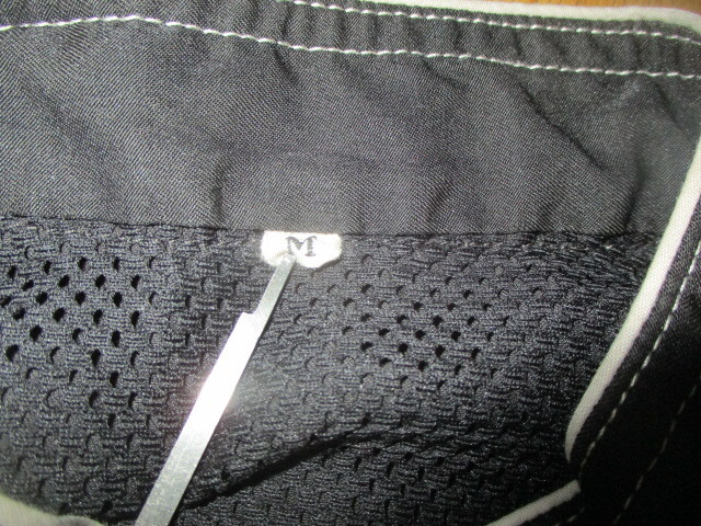 メルセデスベンツ　サイズM　全刺繍ロゴ　薄手メンテナンスメカニック作業ツナギ　極美中古　ヤナセ_画像7
