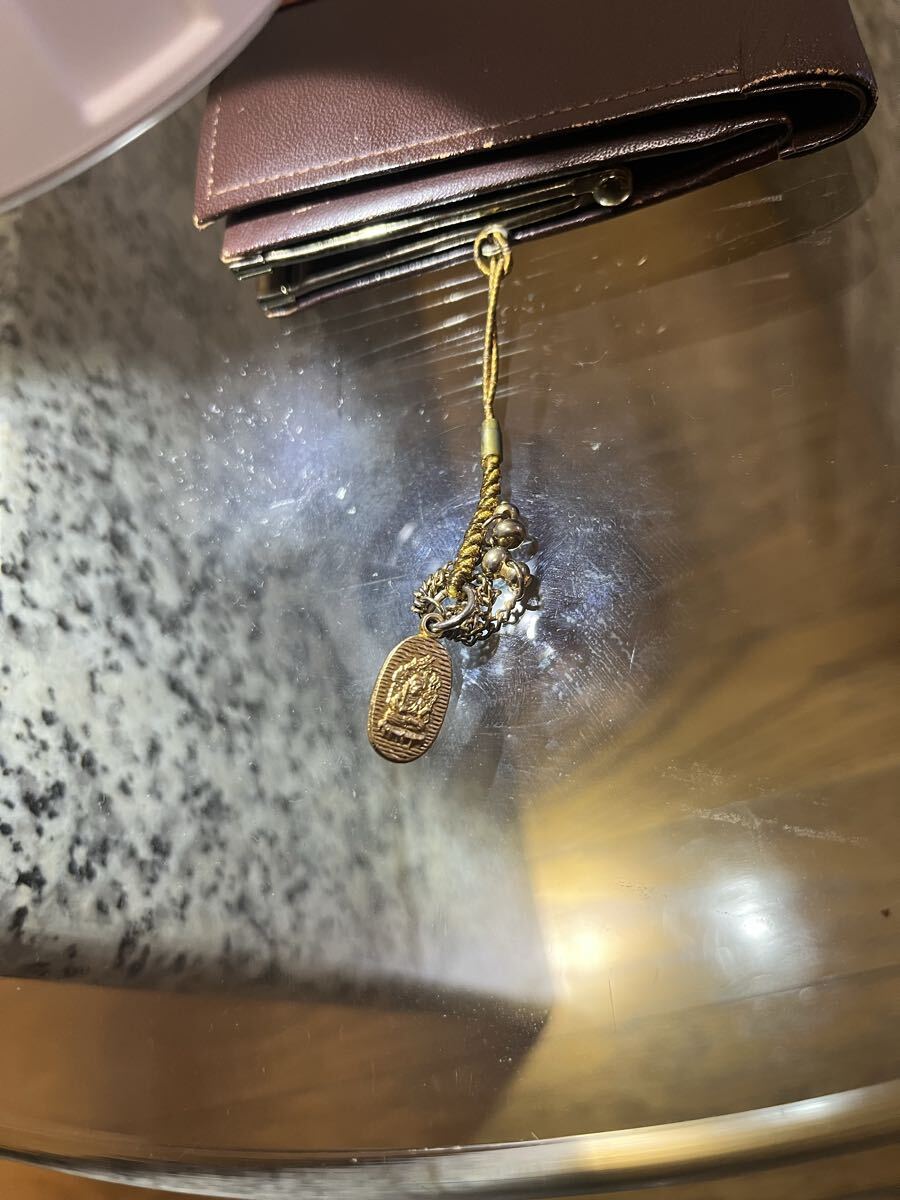 【中古品】成田山新勝寺お守り付き二つ折り財布 革財布 レザー ブラウンカラー 不動明王 コンパクト_画像8