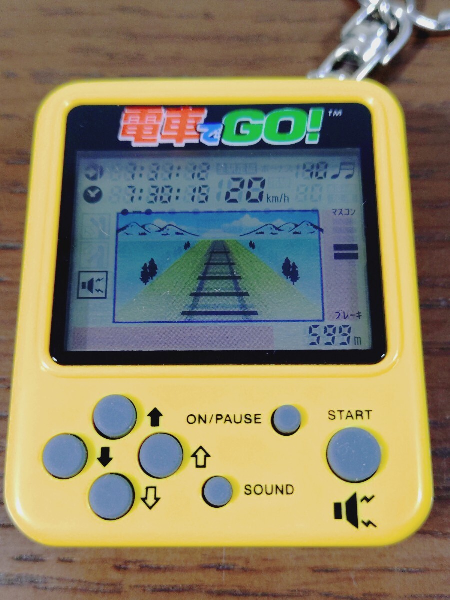 動作品 電車でGO! LCDゲーム キーチェーンシリーズ TAITO HIRO 当時物 携帯ゲーム 鉄道シミュレーションゲーム 現状品_画像2