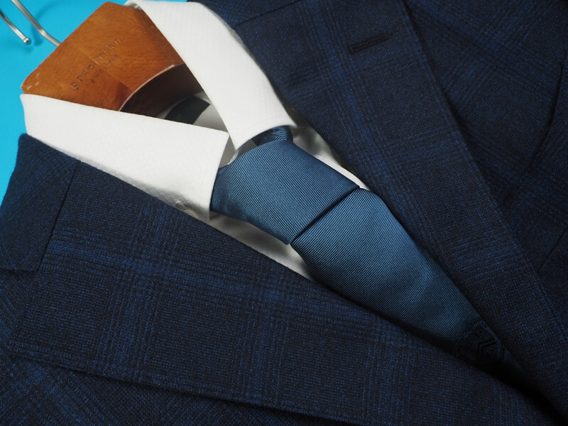 新品サンプル19.8万円 azabu tailor 麻布テーラー 秋冬『Scabal スキャバル 英国製生地』Super130Sフランネル スーツ 46A(A5)紺 0806-111_画像4