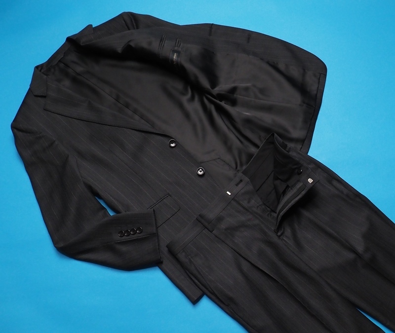 新品 STUDIO by DURBAN ダーバン 秋冬総裏『REDA 伊製生地 Super110'S SILKY EFFECT』ストライプ スーツAB4濃灰(97) 0400023_画像2