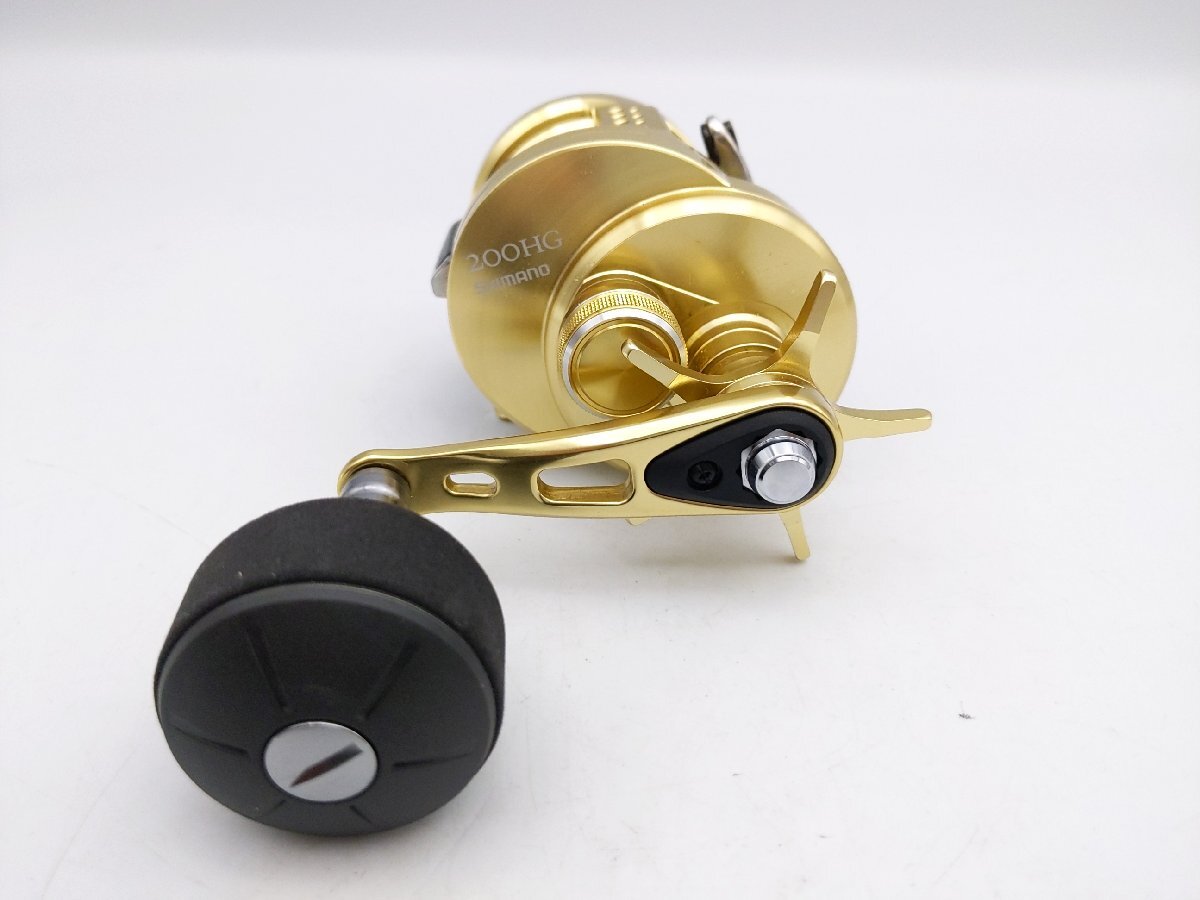 ②(管24715)極上品 Shimano シマノ 14 オシアコンクエスト200HG 右ハンドル ベイトリール_画像4