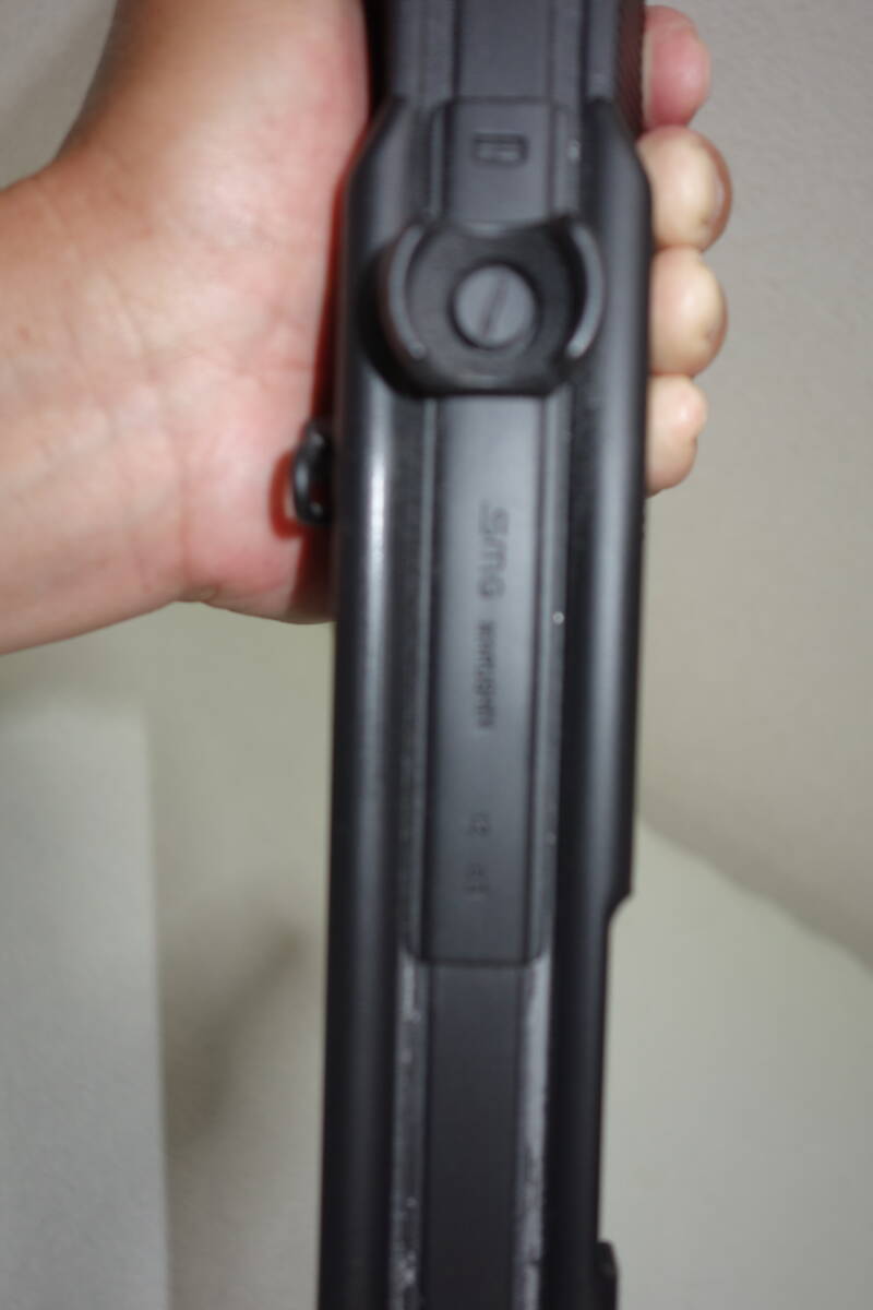 マルシン・UZIサブマシンガン・稀少リアルウッドストックバージョンモデルガンSMG刻印(送料無料)_画像6