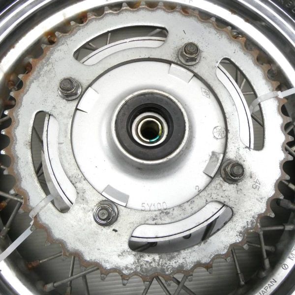 ●ビラーゴ [3DM] 純正リアホイール リアスプロケット付属 中古 ヤマハ YAMAHA XV250 Virago KR061219_画像2
