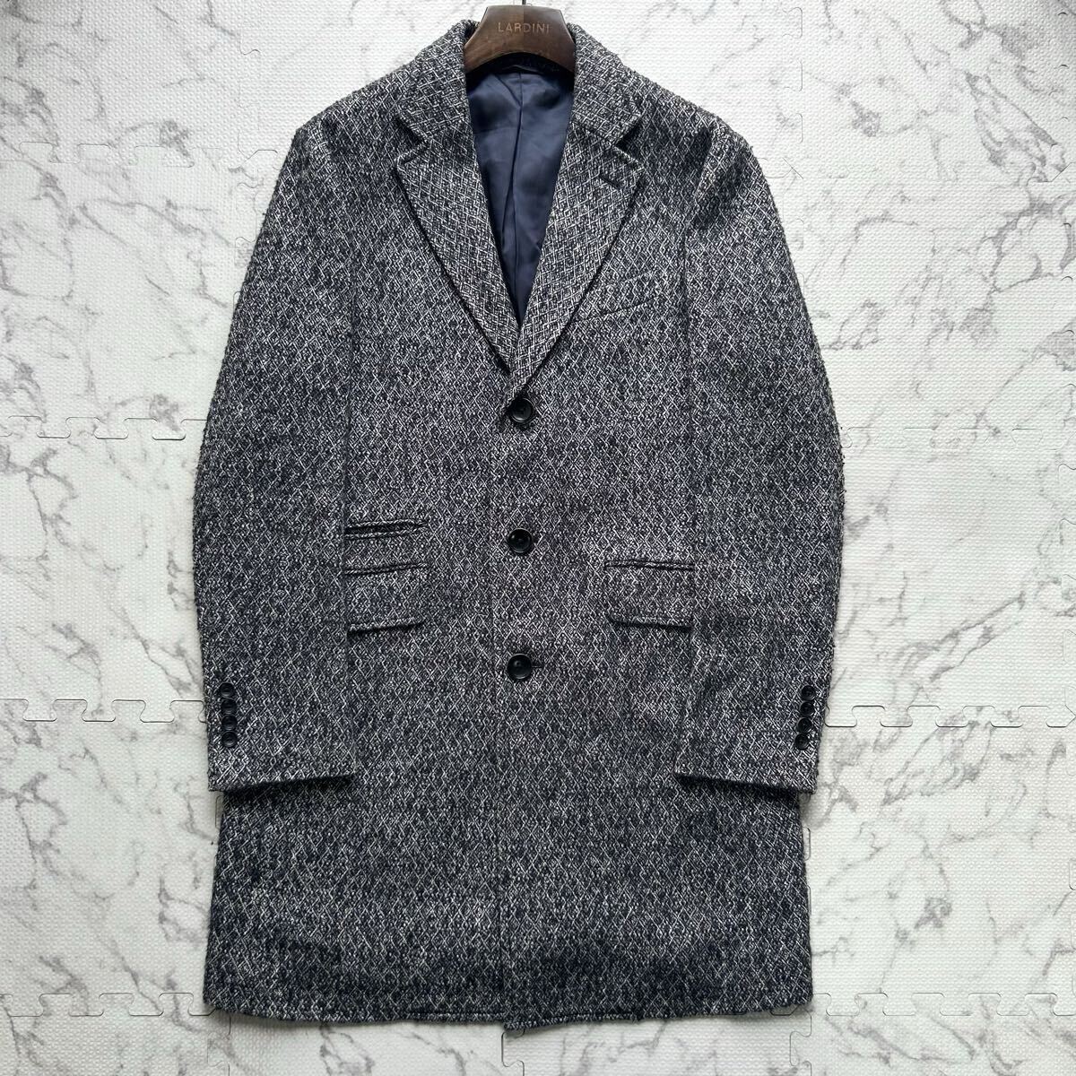 美品/L相当●エポカウォモ EPOCA UOMO アーガイル総柄 ウール チェスター コート ロング丈 アウター 白紺メランジ 起毛素材 メンズ 48_画像2