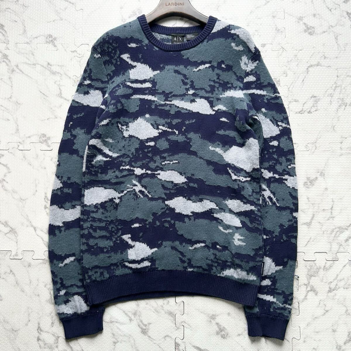 美品/L相当●ARMANI EXCHANGE アルマーニ エクスチェンジ ニット セーター モヘヤ ウール カモフラ柄 迷彩柄 ネイビー メンズ_画像2