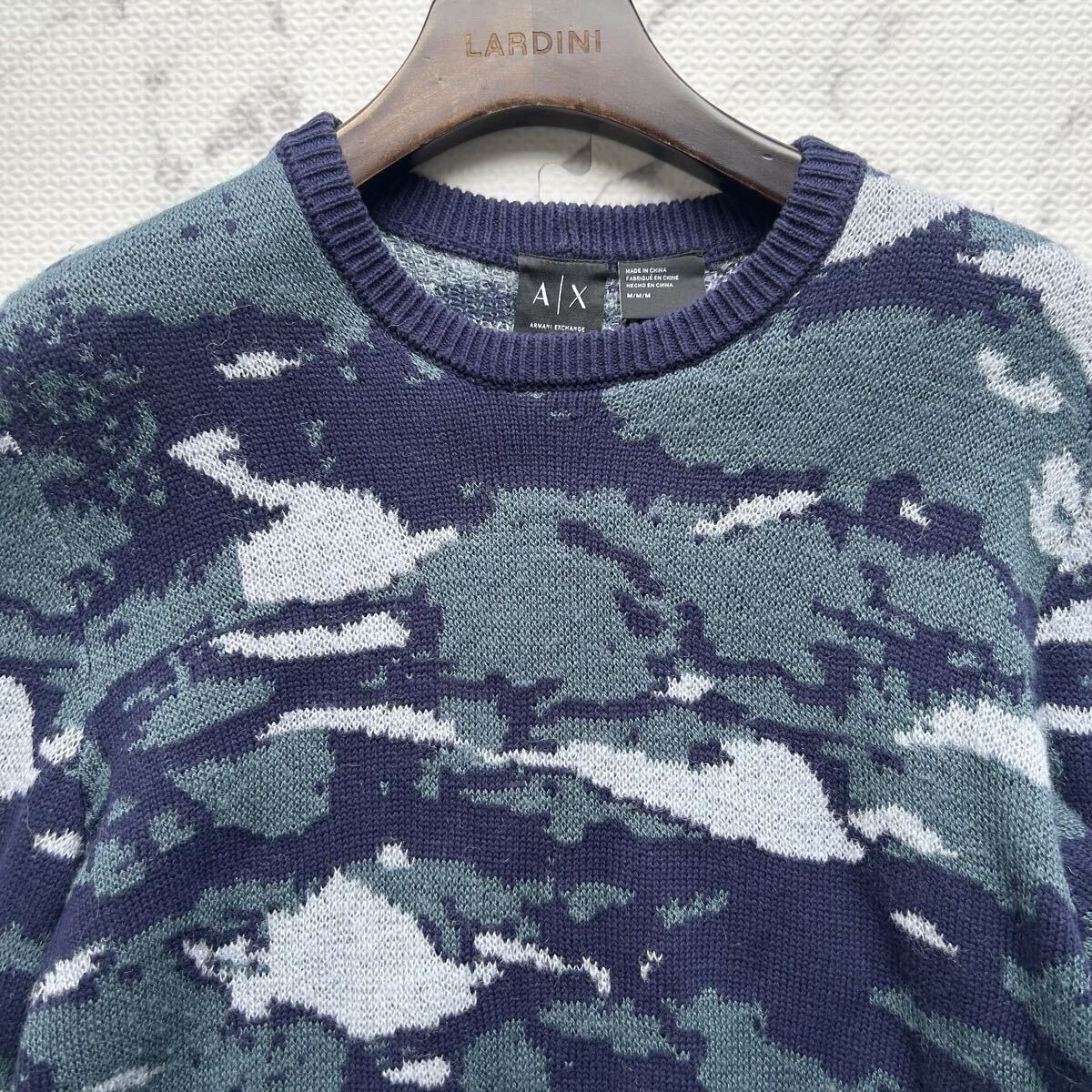 美品/L相当●ARMANI EXCHANGE アルマーニ エクスチェンジ ニット セーター モヘヤ ウール カモフラ柄 迷彩柄 ネイビー メンズ_画像4