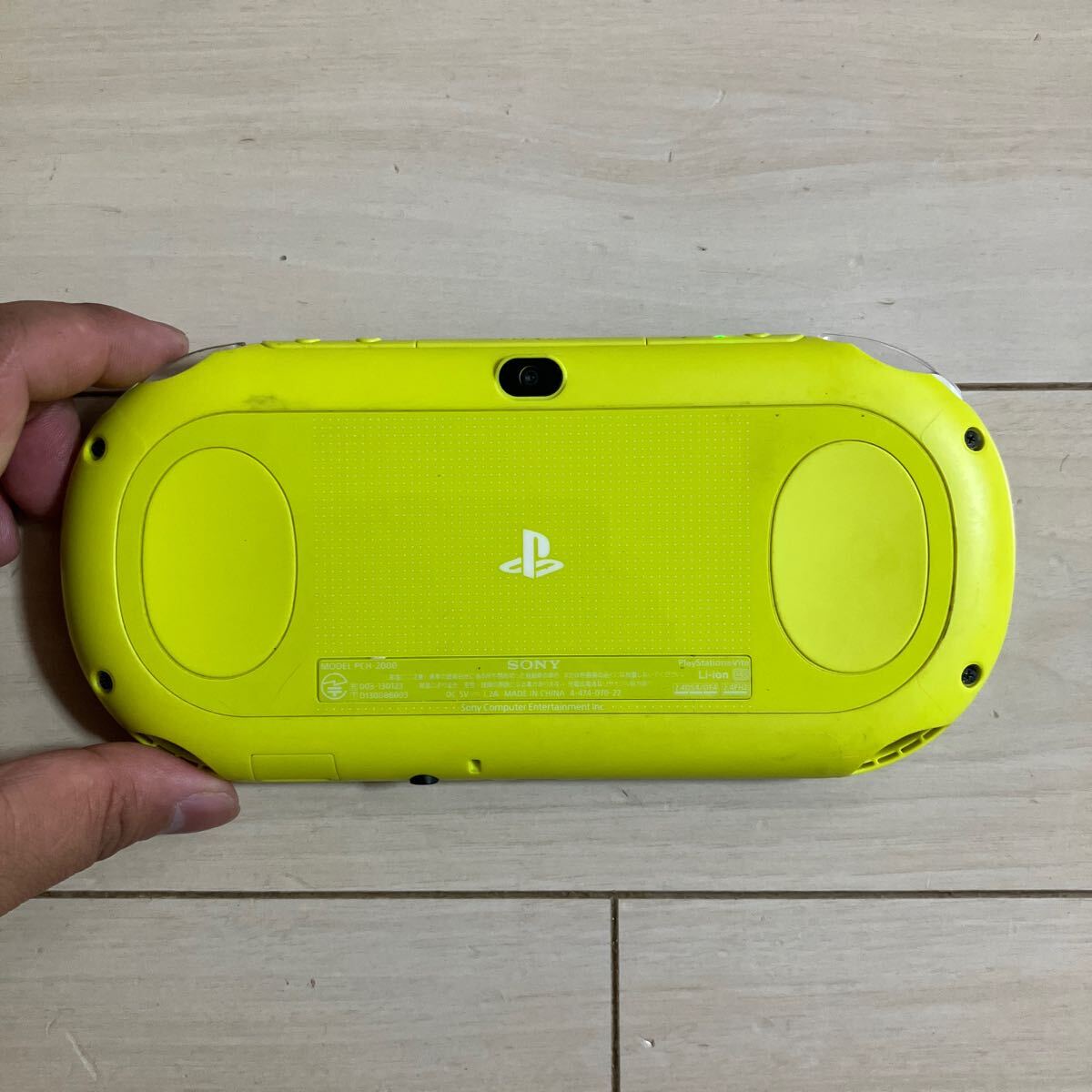 SONY PSVITA PCH-2000 ZA13 1GB 本體 wifi 動作品 初期化 ソニー ピーエス ビータ ヴィータ プレイステーション PlayStation PS 送料無料