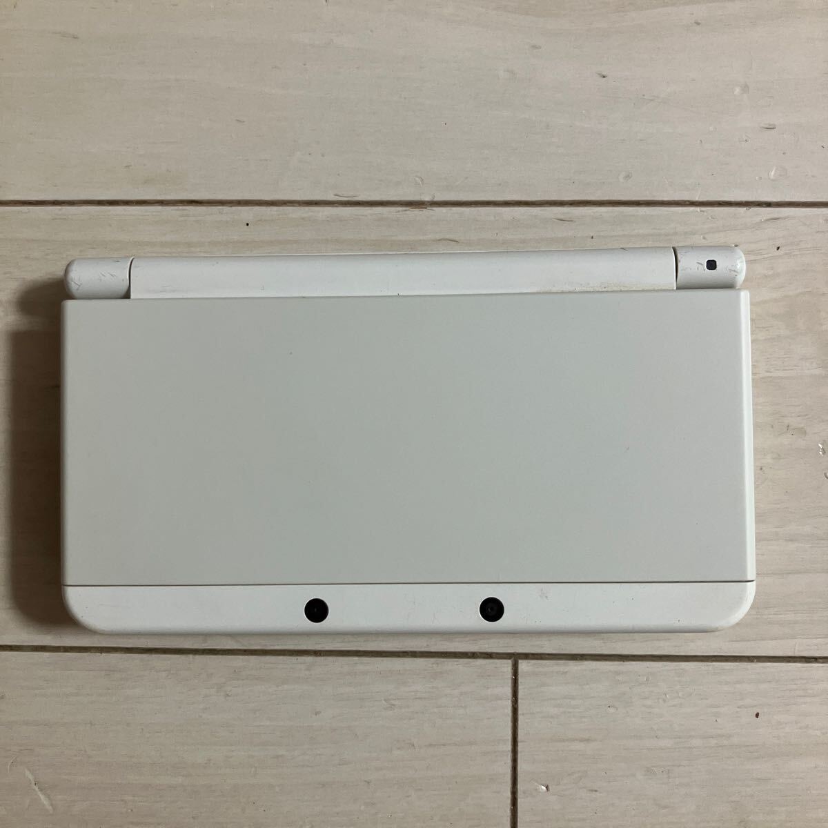 Nintendo NEW 3DS KTR-001 本体 初期化 箱 バッテリーパック 付き 任天堂 ニンテンドー ニュー スリーディーエス DS ホワイト 難あり_画像4