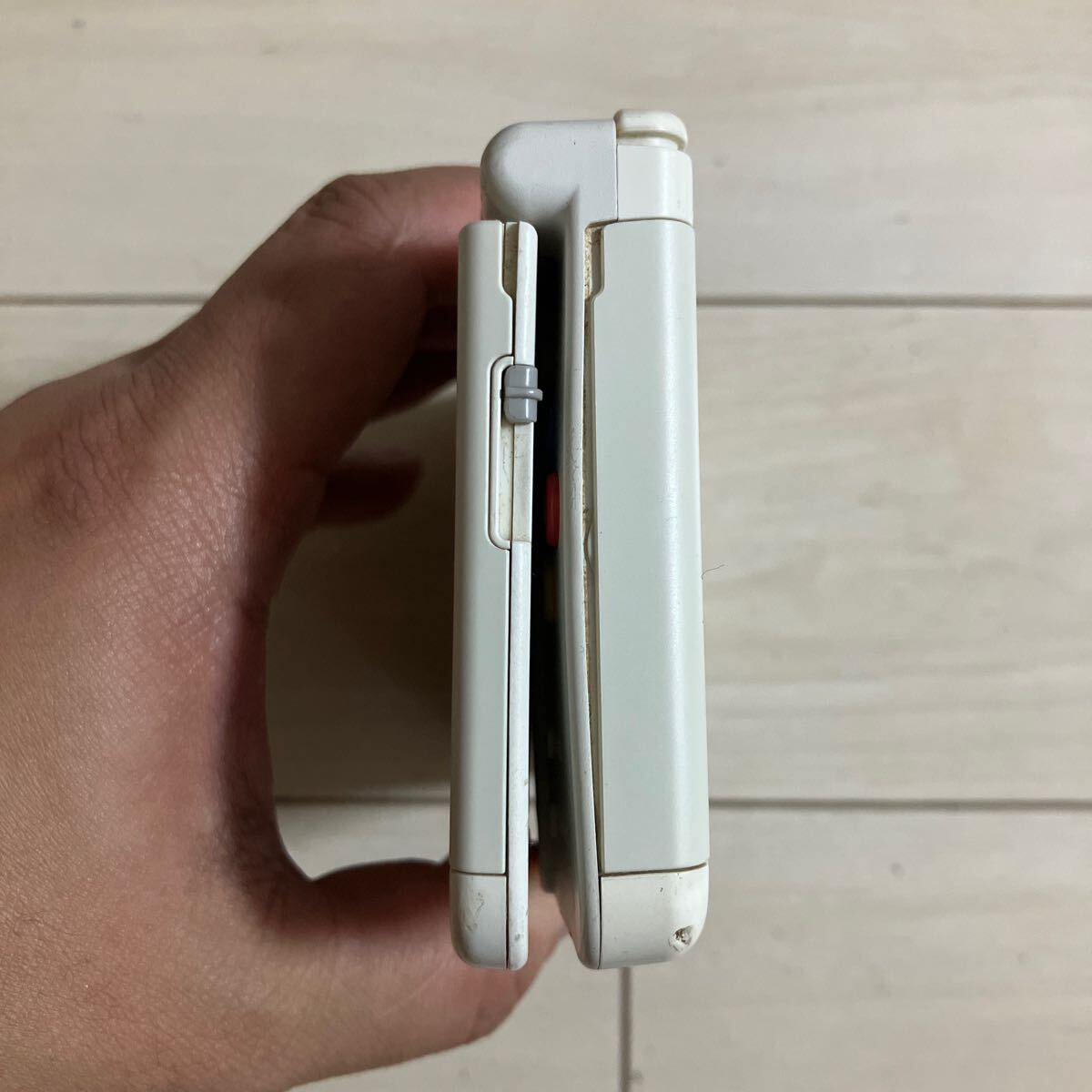 Nintendo NEW 3DS KTR-001 本体 初期化 箱 バッテリーパック 付き 任天堂 ニンテンドー ニュー スリーディーエス DS ホワイト 難あり_画像6