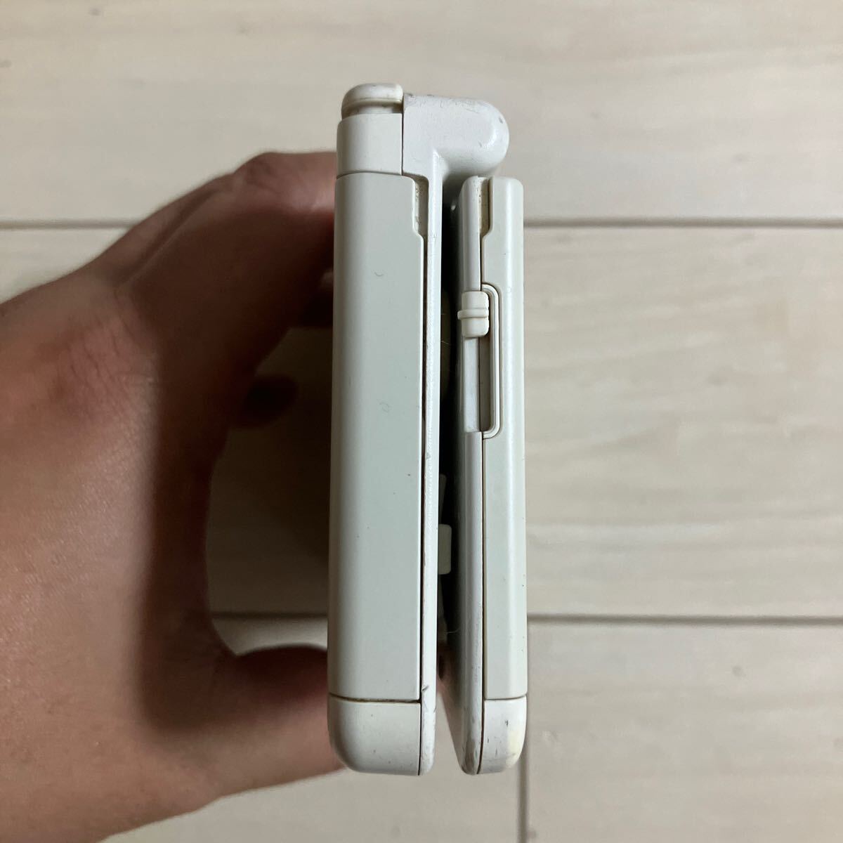 Nintendo NEW 3DS KTR-001 本体 初期化 箱 バッテリーパック 付き 任天堂 ニンテンドー ニュー スリーディーエス DS ホワイト 難あり_画像7