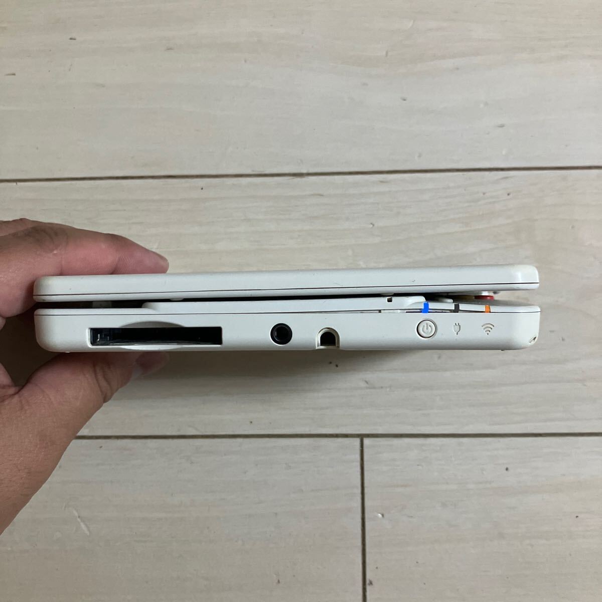 Nintendo NEW 3DS KTR-001 本体 初期化 箱 バッテリーパック 付き 任天堂 ニンテンドー ニュー スリーディーエス DS ホワイト 難あり_画像8