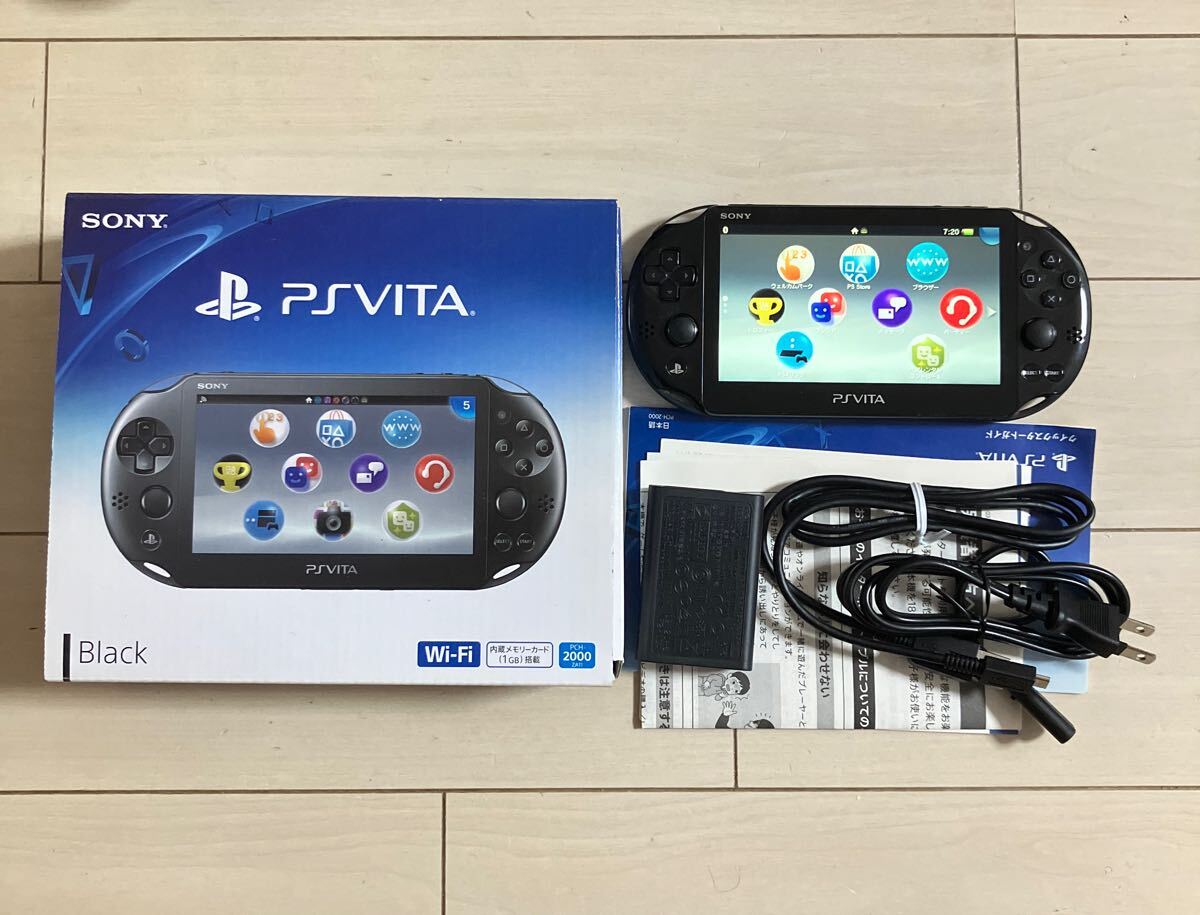SONY PSVITA PCH-2000 ZA12 本体 動作品 初期化 箱 アダプター 付き ピーエス ビータ ヴィータ プレイステーション PlayStation プレステ _画像1