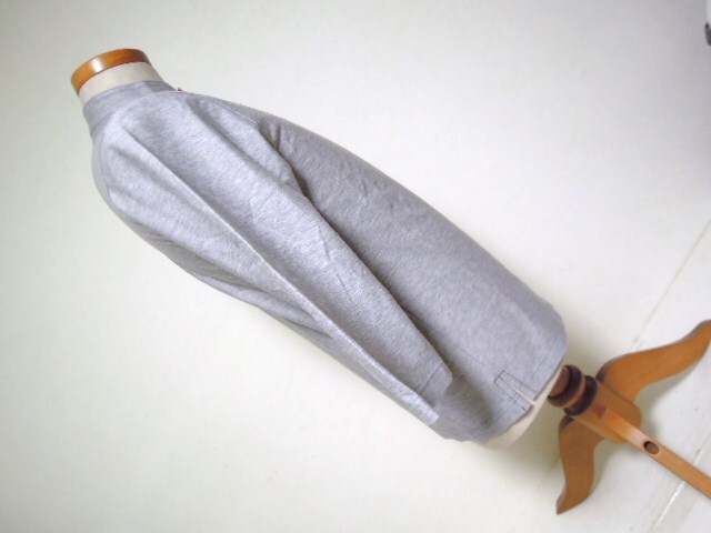 SINA COVA●シナコバ●七部丈●襟付き●デザインシャツ●おしゃれ大人デザイン●サイズM●グレー●美品_画像5