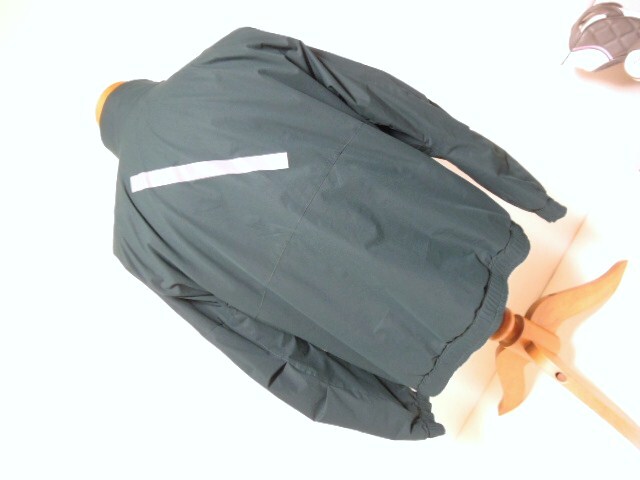 Saturdays Golf（サタデーズ ゴルフ）●サタデーズ ニューヨークシティ●ストレッチ素材●大人●ブルゾン●グリーン●サイズL●超美品_画像2