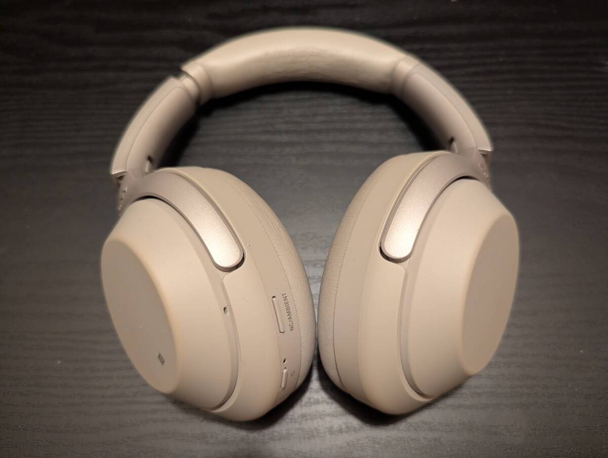 【動(dòng)作品】SONY ワイヤレスヘッドホン WHー1000XM3 プラチナシルバー