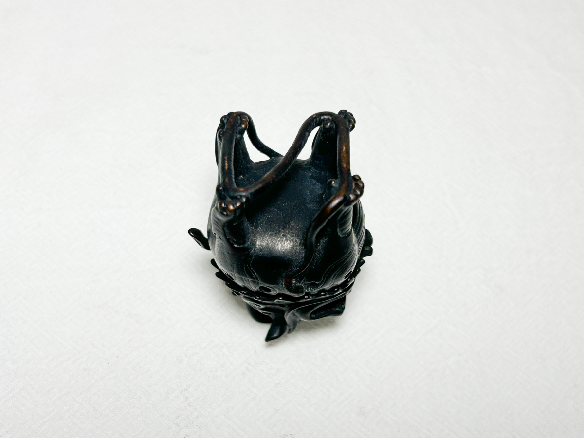珍品！ 銅製 小さな 獅子 香炉 / 完全売り切り! / 現状販売品 / 中古 香道具 置物 中国 書斎飾り お香 装飾品 茶道具 彫刻 細工 古銅_画像8