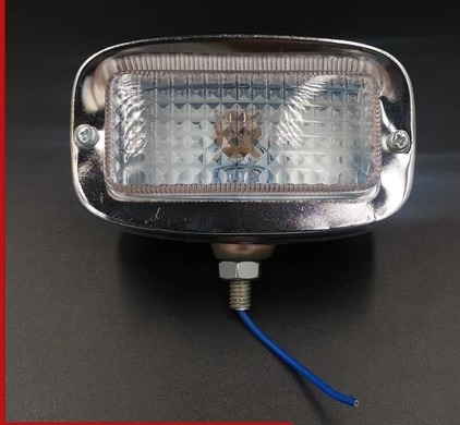 汎用 バックランプ★旧車 キャロル VWビートル キャリイ パブリカ・ミニクーパー 620 521 410 321 サニトラ ※ステッカー１枚プレゼント_画像1