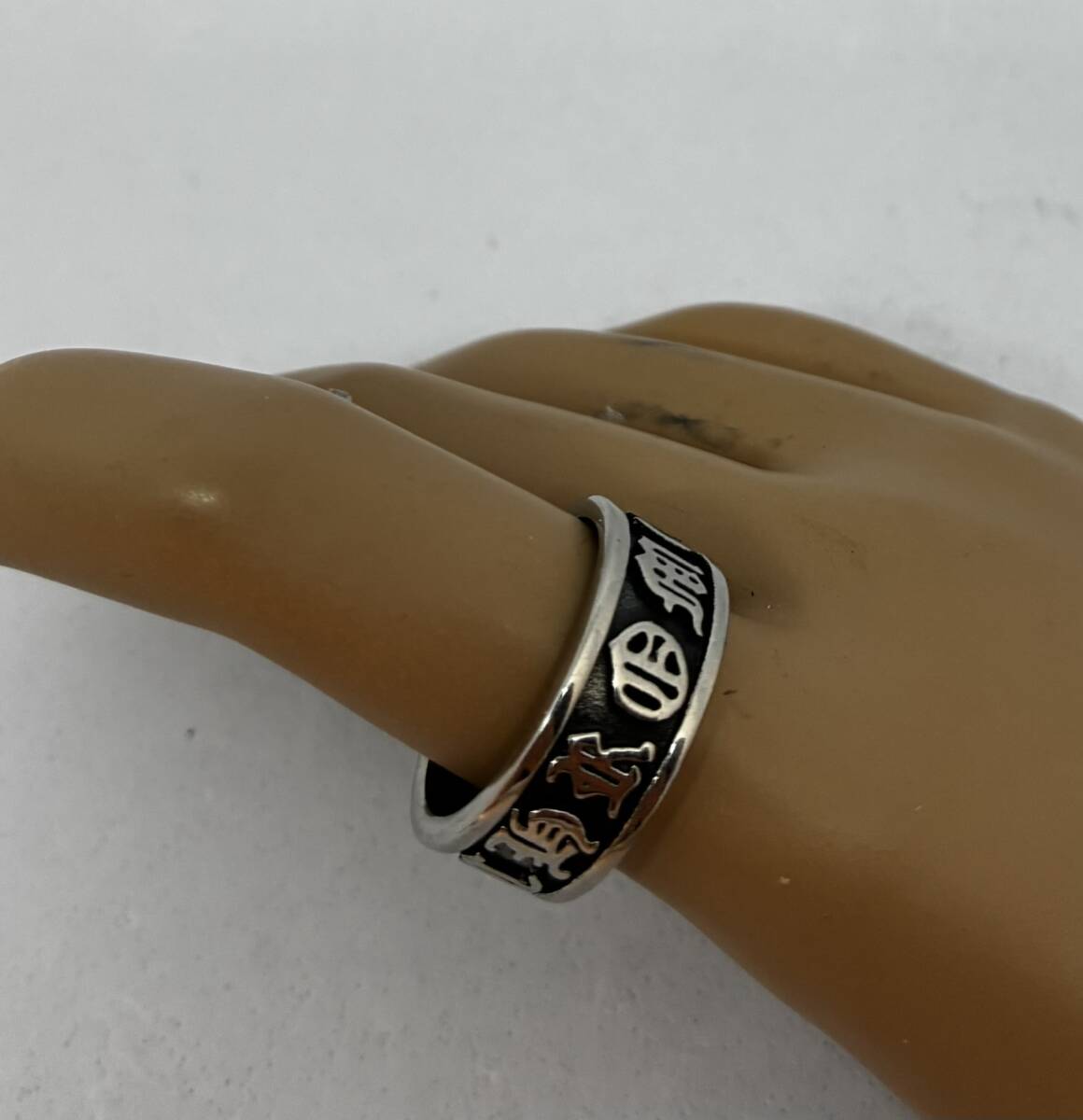 CHROME HEARTS LOGO RING クロムハーツ ロゴ リング 20号 ※本商品はクロムハーツではありません。_画像1