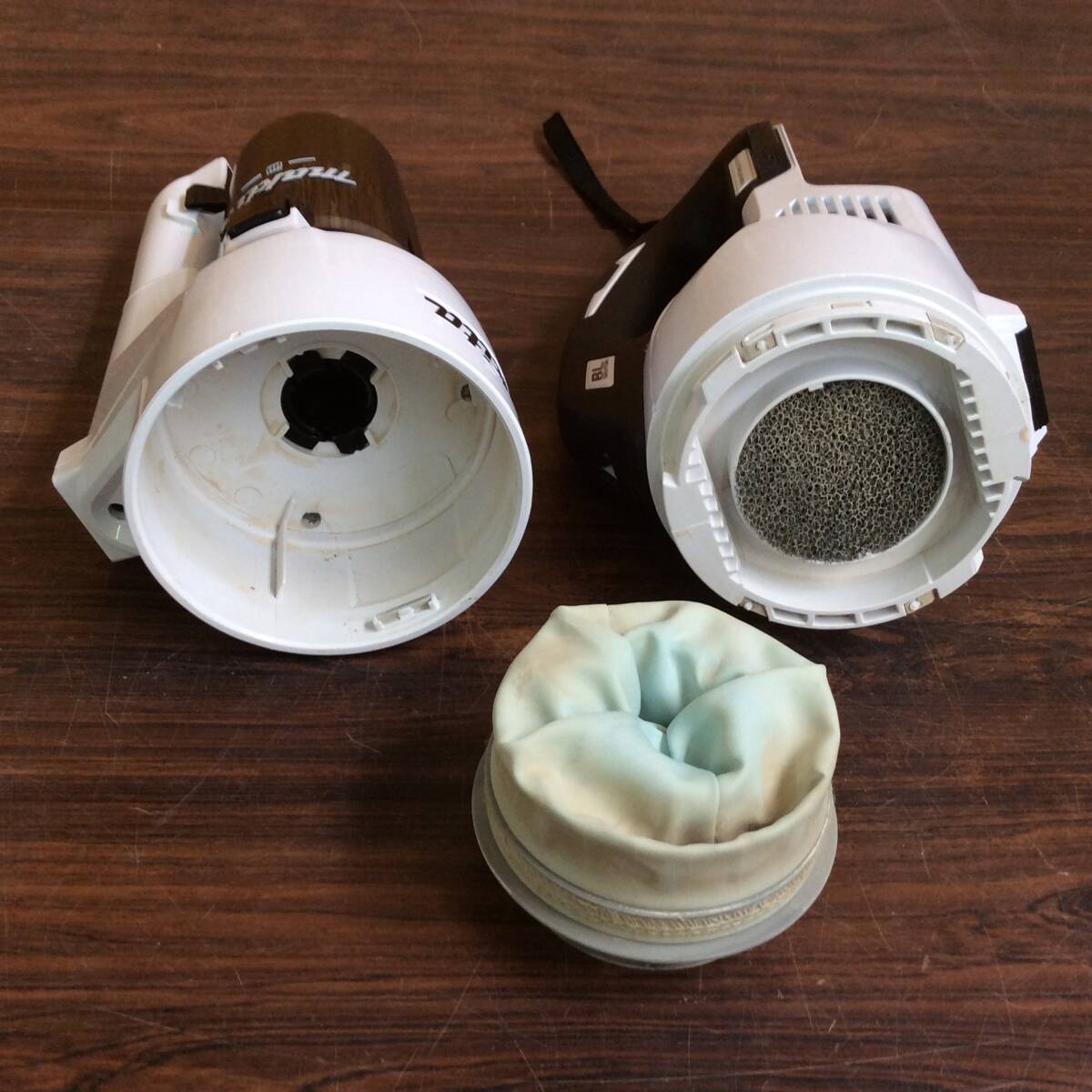 【TH-9427】中古品 makita マキタ 充電式クリーナー CL286FD 本体のみ_画像4