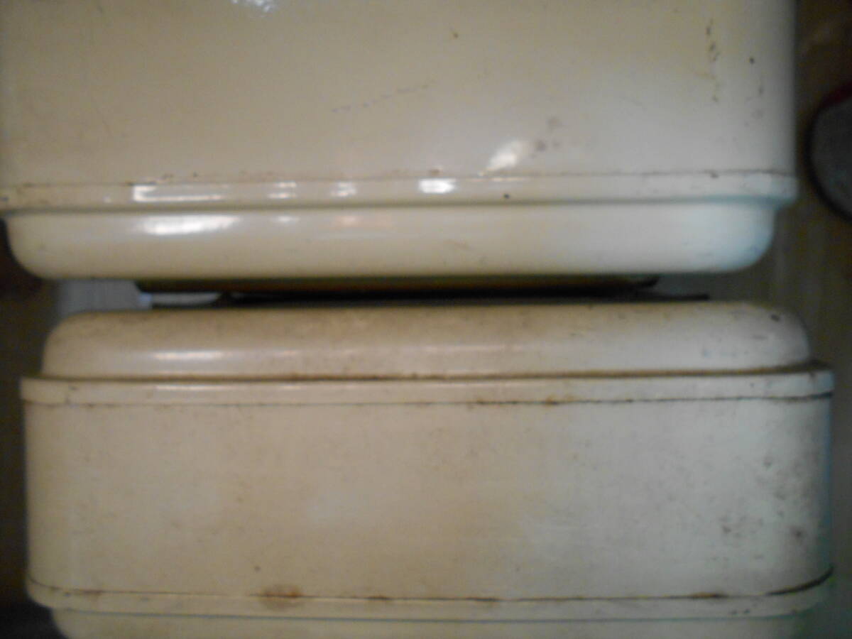 　フランス　VEGA メタルボックス　２個　ジャンク_画像4