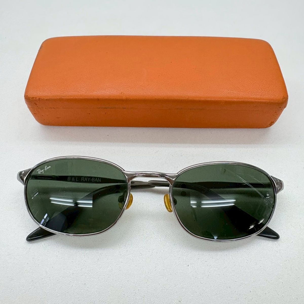 T242-K32-6353 Ray-Ban レイバン B&L サングラス アイウェア W2841 PVBJ メタルフレーム グリーン系 ケース付き KA_画像1