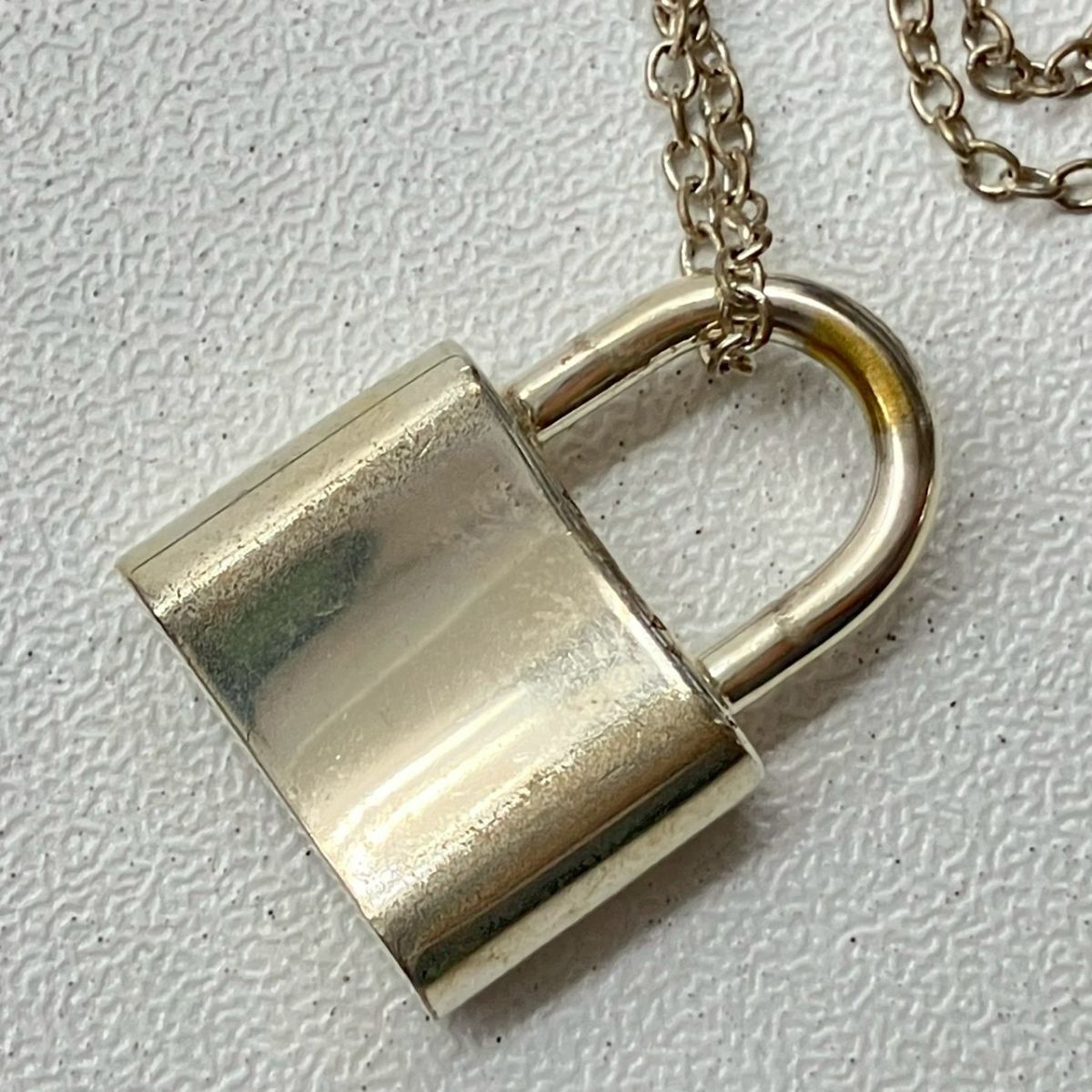 U037-CH15-1292★ TIFFANY&Co. ティファニー アクセサリー ネックレス 1837 カナデ 南京錠 シルバー 925 シルバーアクセサリー 袋付き KA_画像4