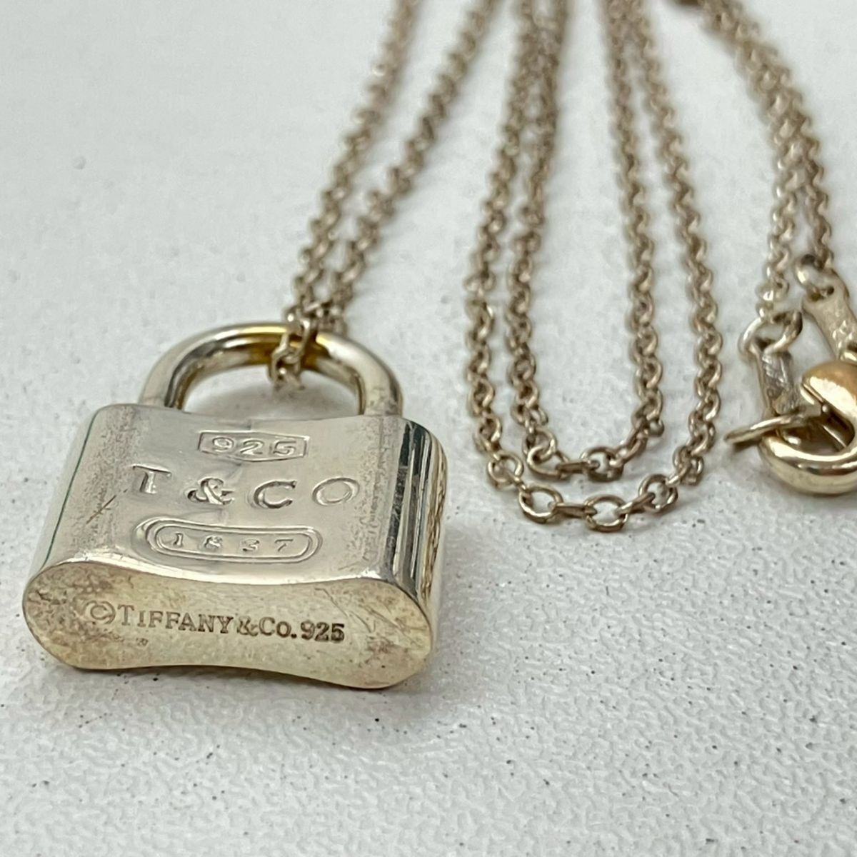 U037-CH15-1292★ TIFFANY&Co. ティファニー アクセサリー ネックレス 1837 カナデ 南京錠 シルバー 925 シルバーアクセサリー 袋付き KA_画像6