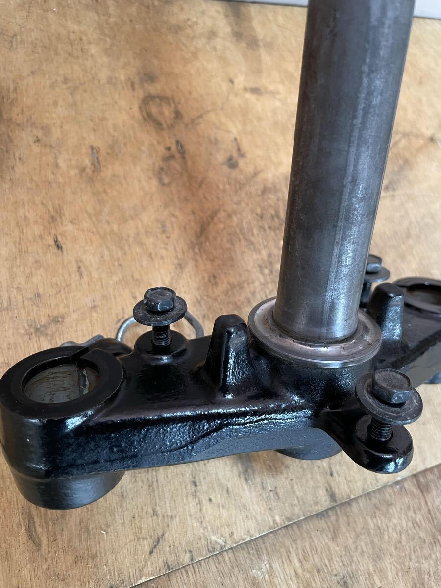 ヤマハ SA37J 4スト ビーノ ステム 三又 ステアリングステム 純正品_画像2