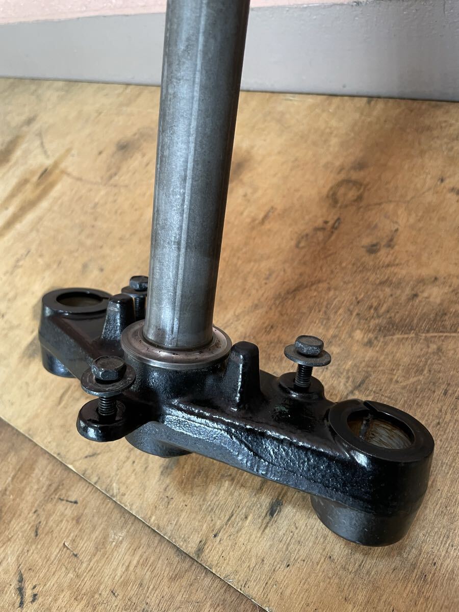 ヤマハ SA37J 4スト ビーノ ステム 三又 ステアリングステム 純正品_画像3