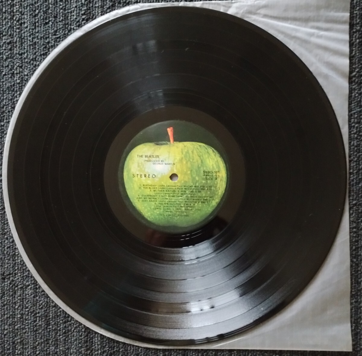 Bratles The Beatles (White Album) ビートルズ ホワイト・アルバム US輸入盤 beatlesのエンボス加工 通し番号 ポスター付き_画像7