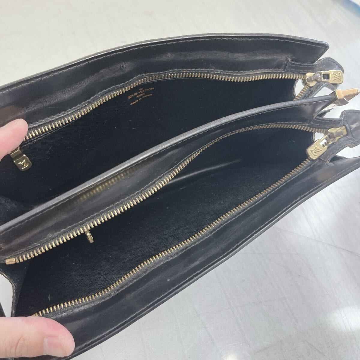 LOUIS VUITTON ルイヴィトン クラッチバッグ セカンドバッグ アンギャン M52112 エピ_画像8