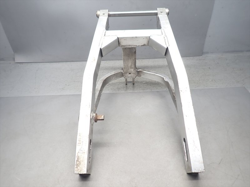 A1R7-0929 ドゥカティ 900SS スイングアーム 純正品_画像7