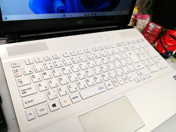 ほぼ未使用SSD250GB メモリ8GB COREi5-7200U搭載 ☆Windows11☆ge 即決/Office2021/HDMI搭載/即日発送☆_画像4