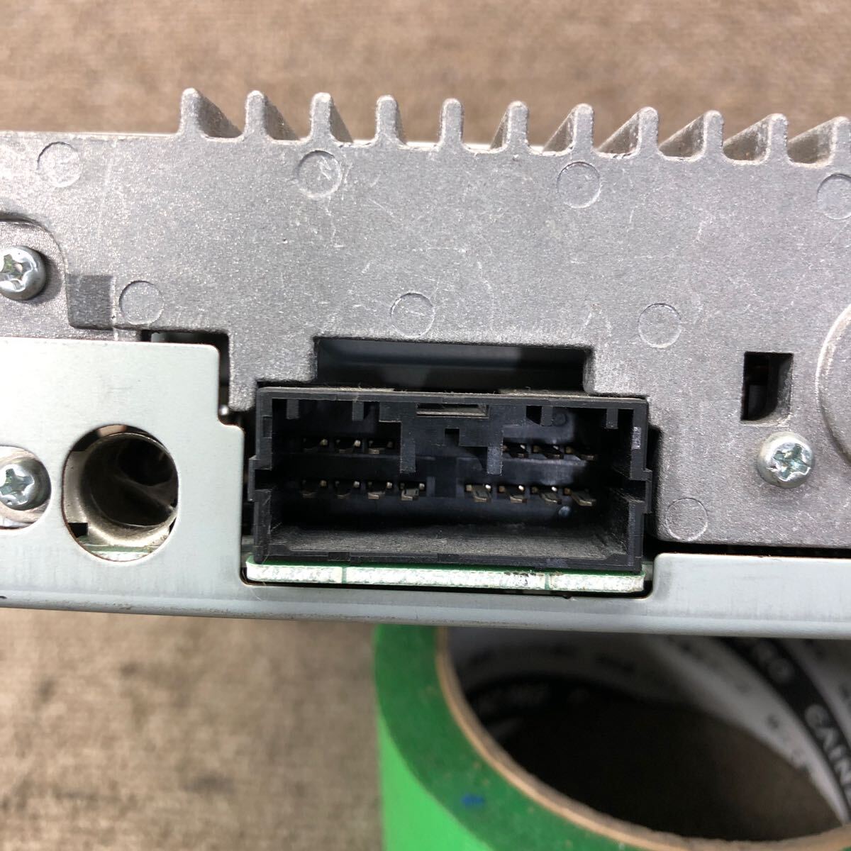 AV10-285 激安 カーステレオ MITSUBISHI 三菱 8701A124 DY-1MJ8-T 34U235C CDプレーヤー FM/AM 本体のみ 簡易動作確認済み 中古現状品_画像5