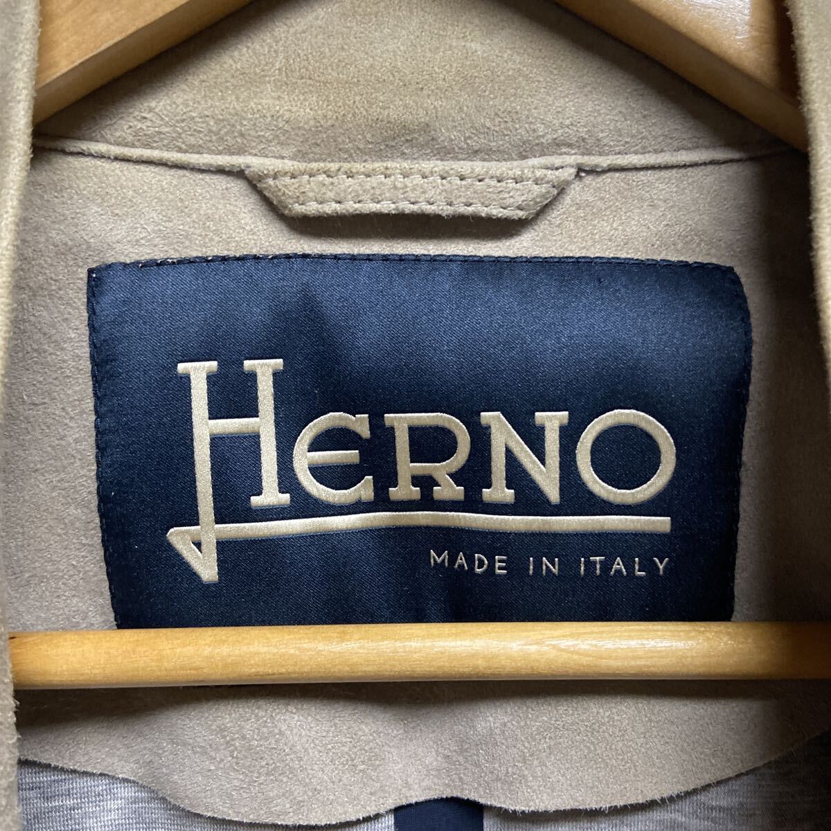 【HERNO ヘルノ】41758-37583-5 ジャケット サイズ50 ベージュ レザー 無地 イタリア製 2510oki h_画像5