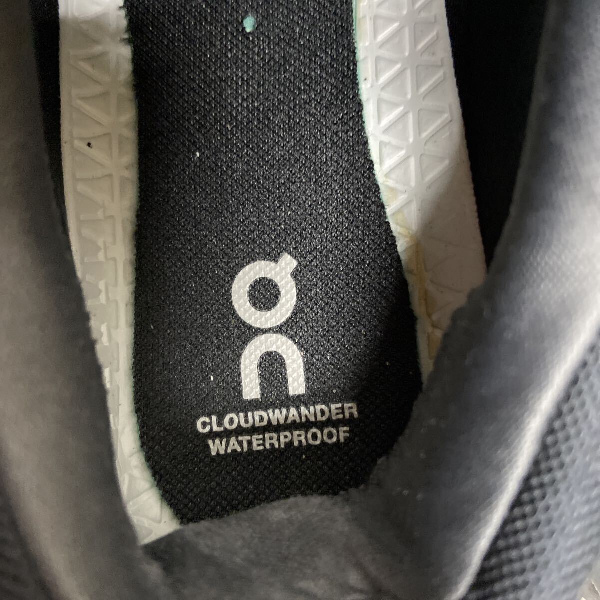 【on cloud X オンクラウド】Cloudwander Waterproof ローカットスニーカー 24.5cm ブラック 2510oki h_画像5